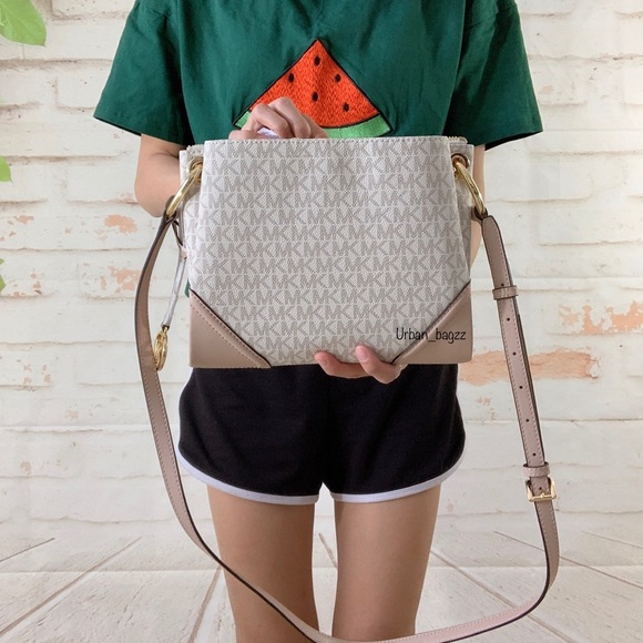 Michael Kors Nicole Large Triple Compartment Bag - Picture 6 of 9